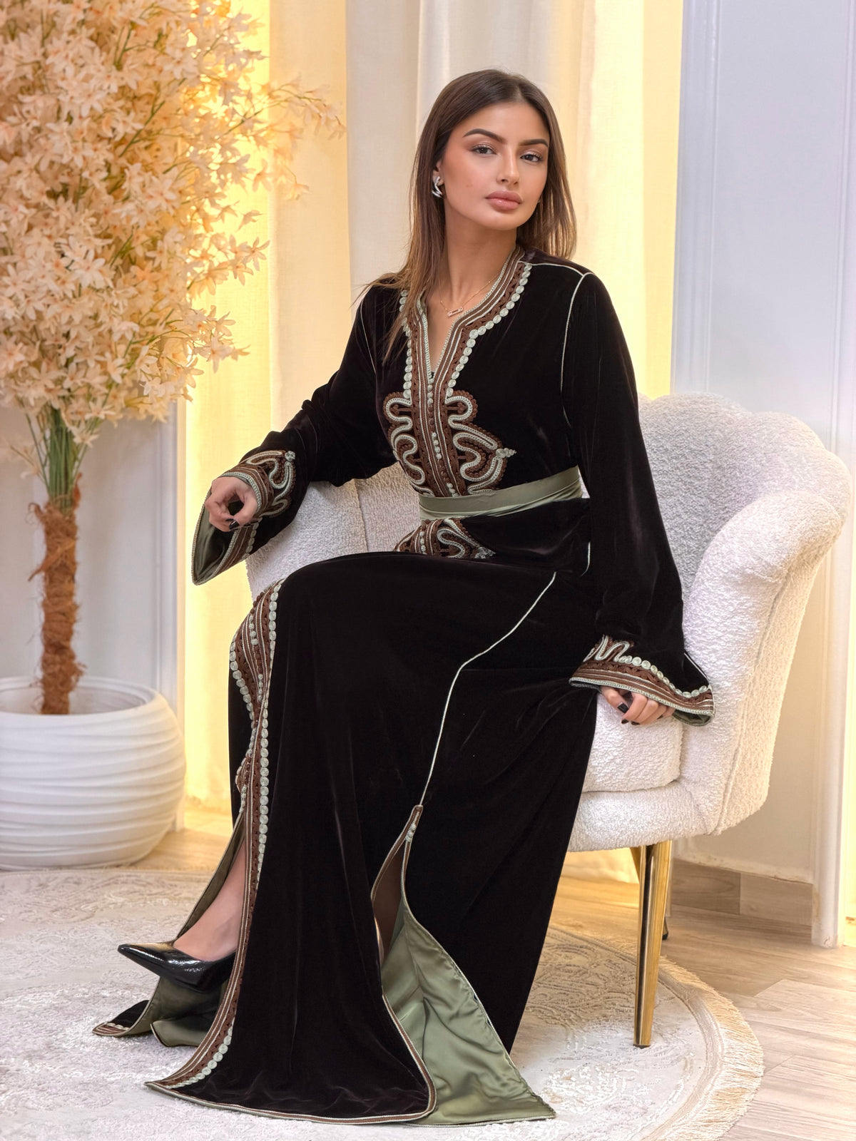 Ayla Meera Kaftan