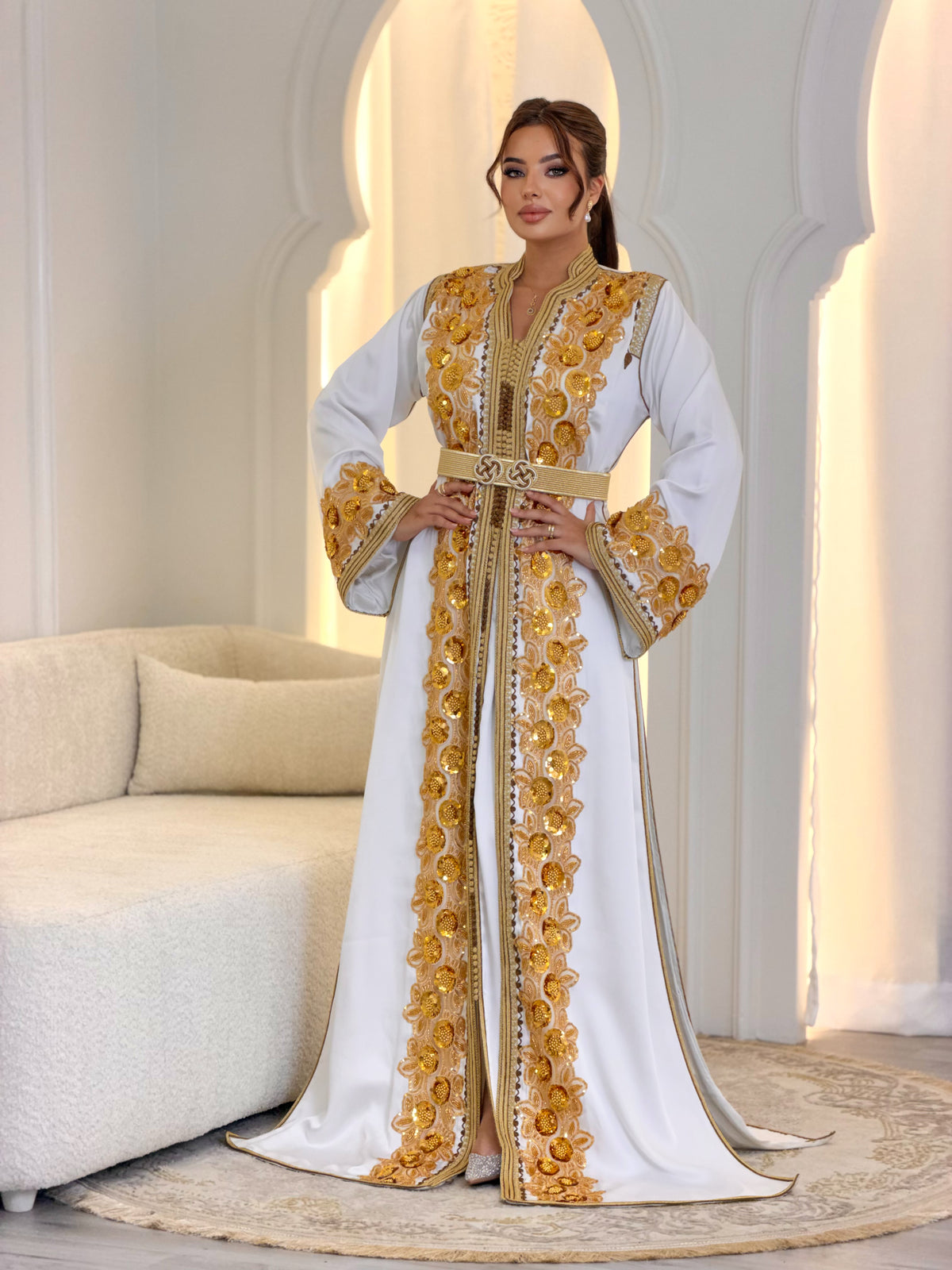 Chic Amira Lebsa