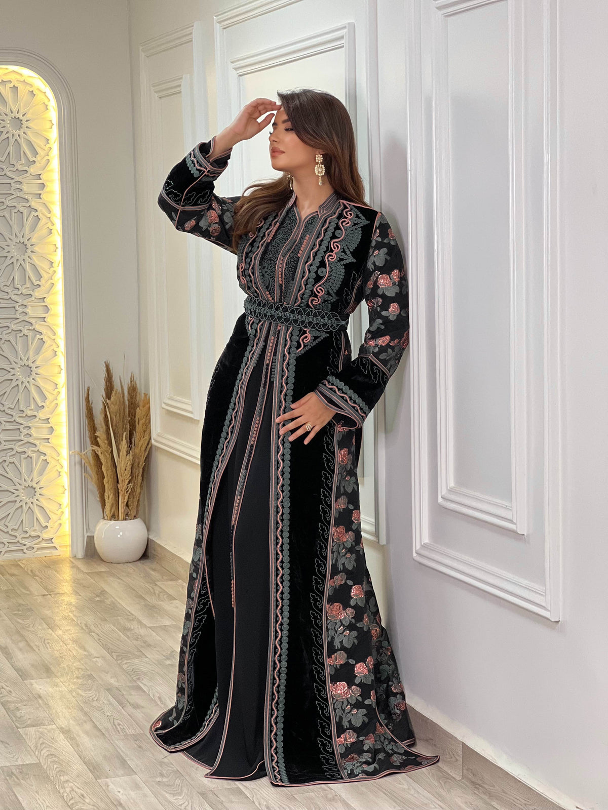 Lebsa à fleurs sombres