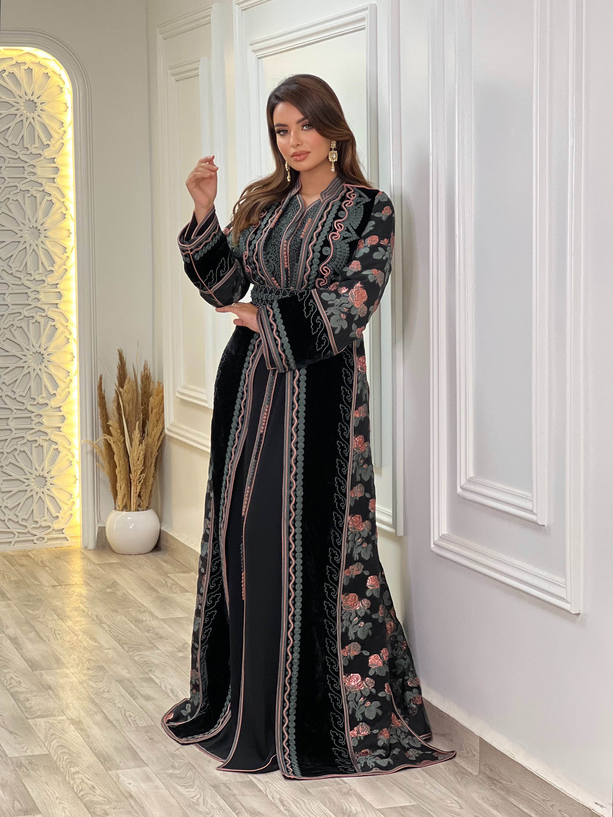 Lebsa à fleurs sombres