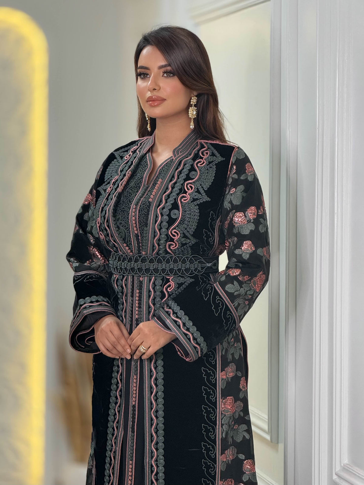 Lebsa à fleurs sombres