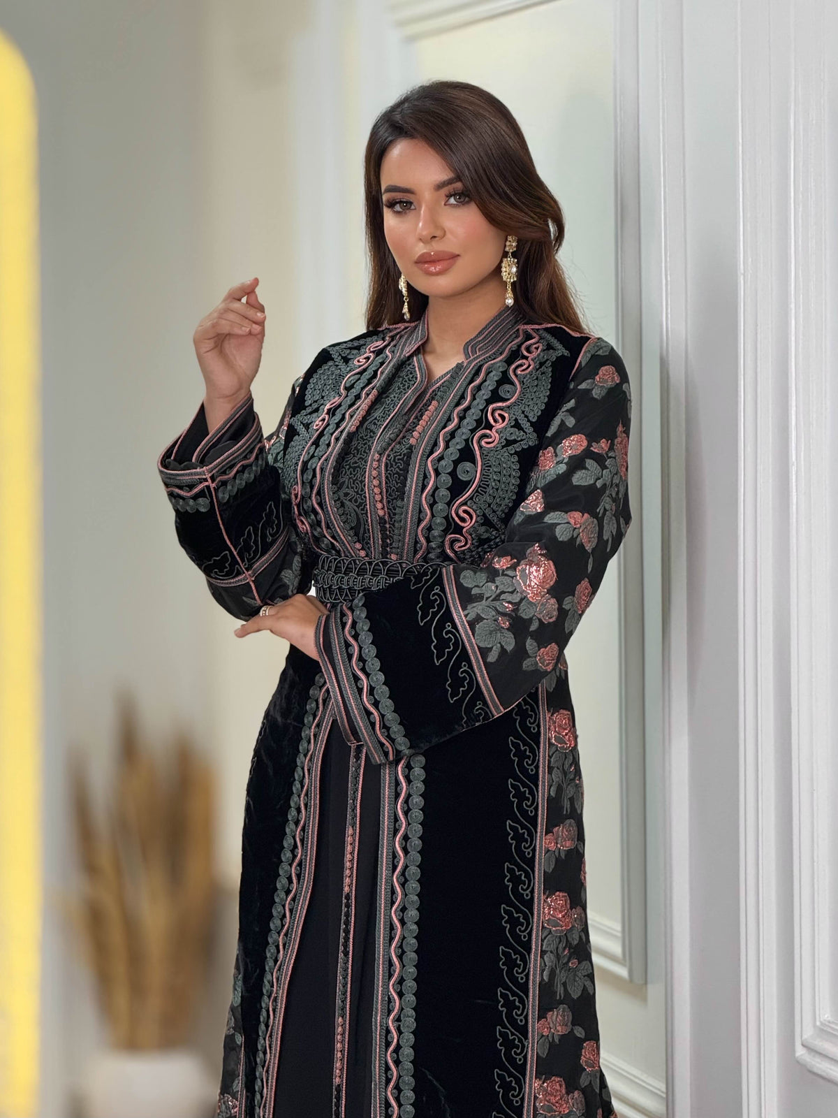 Lebsa à fleurs sombres