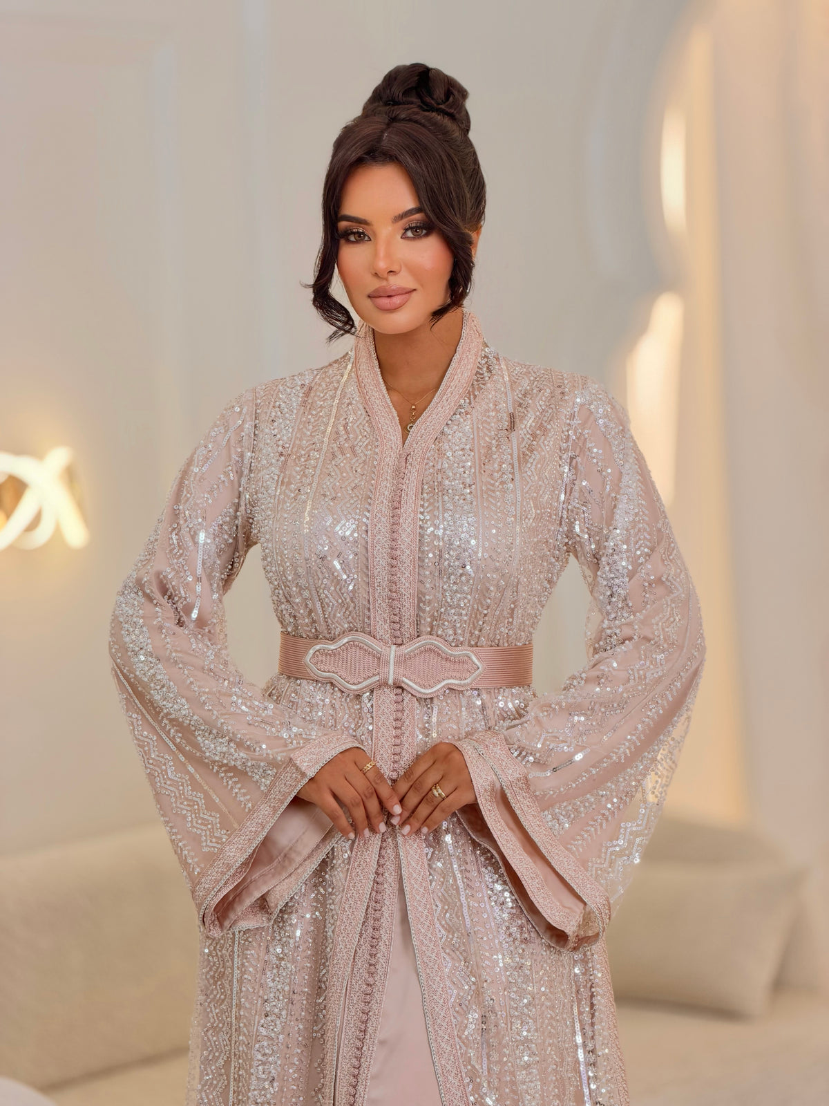 Elegant Jana Lebsa