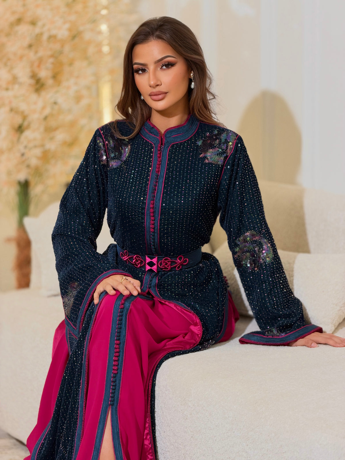 Elegant Lina Lebsa