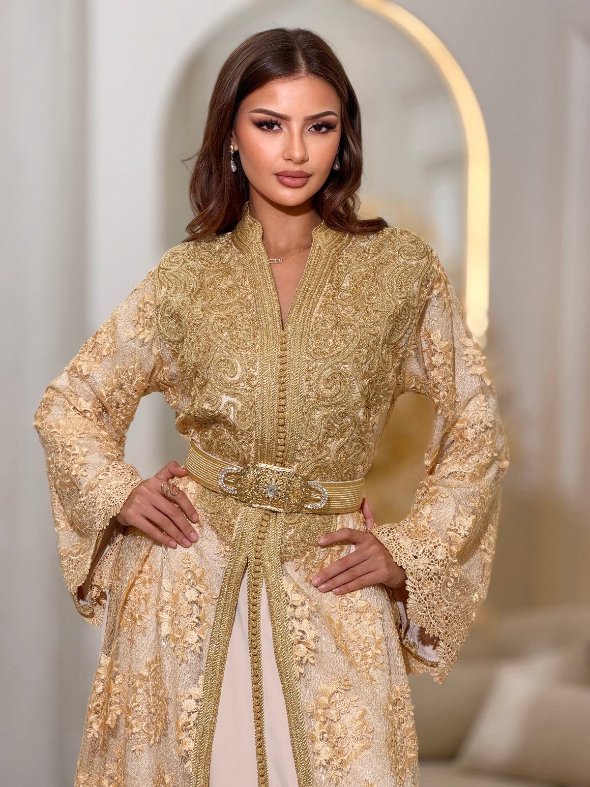 Elegant Alya Lebsa