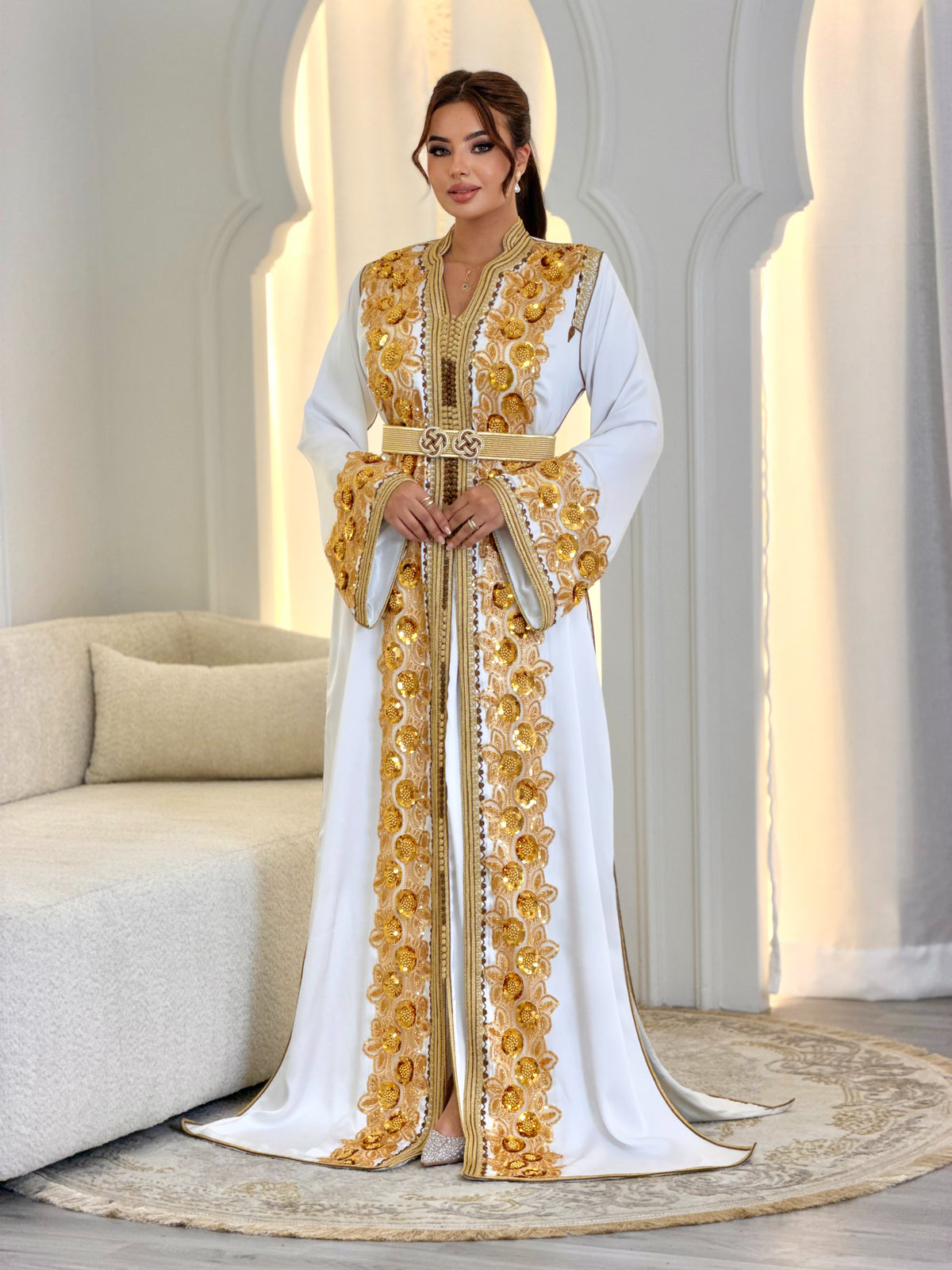 Chic Amira Lebsa