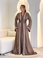 Chic Zaria Lebsa
