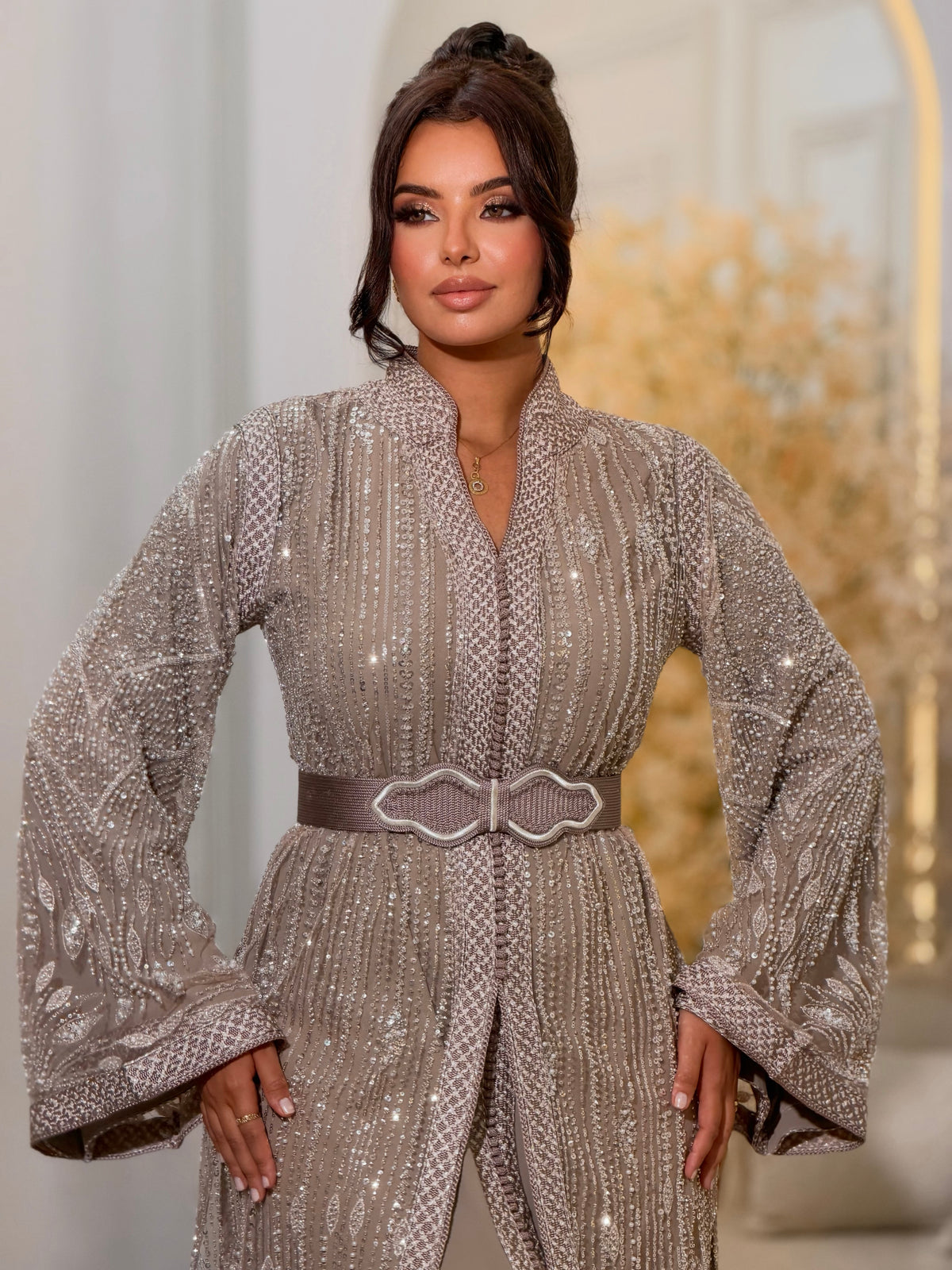 Elegant Elara Lebsa