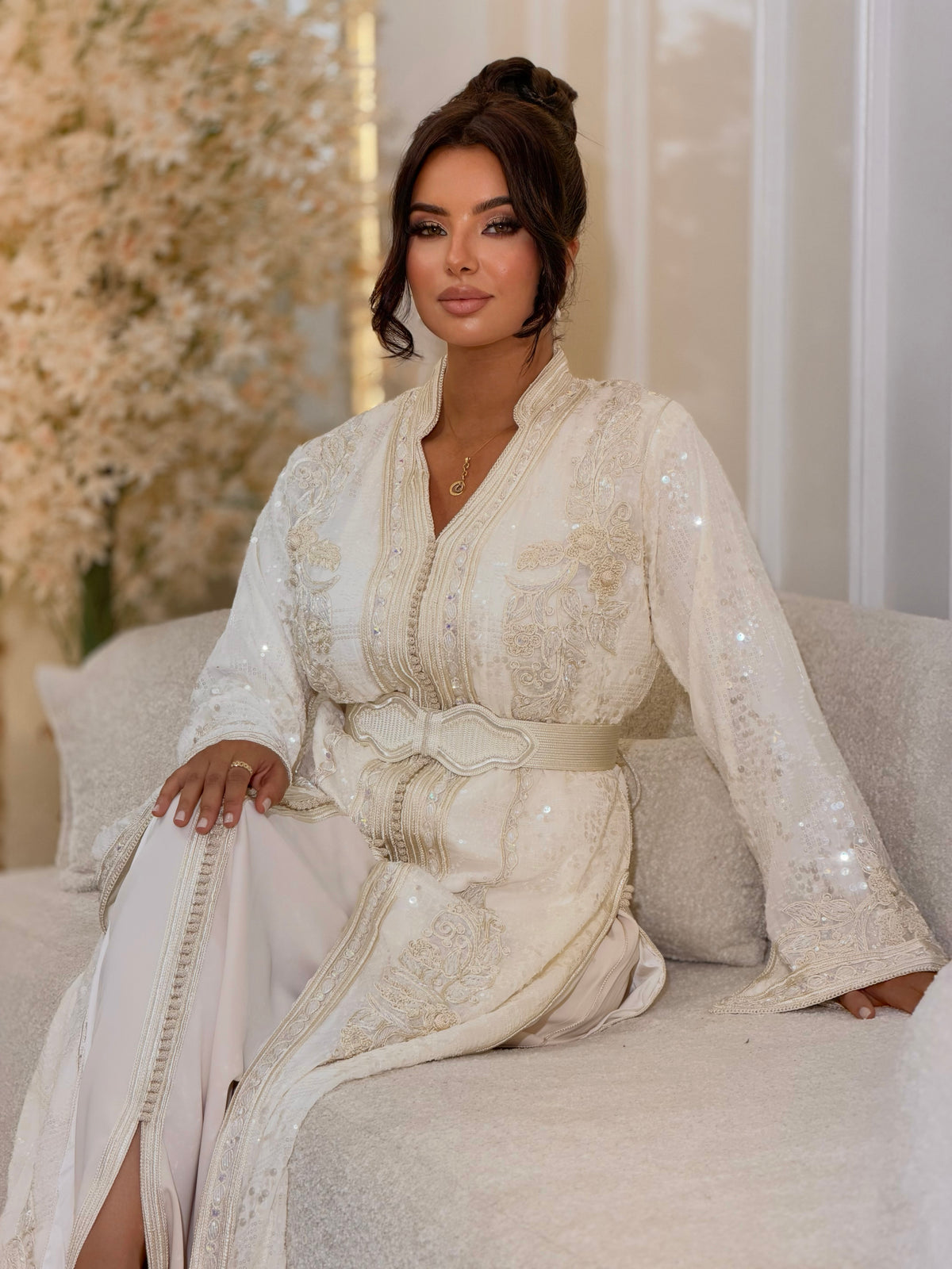 Elegant Layan Lebsa