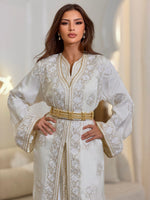 Elegant Leyla Lebsa