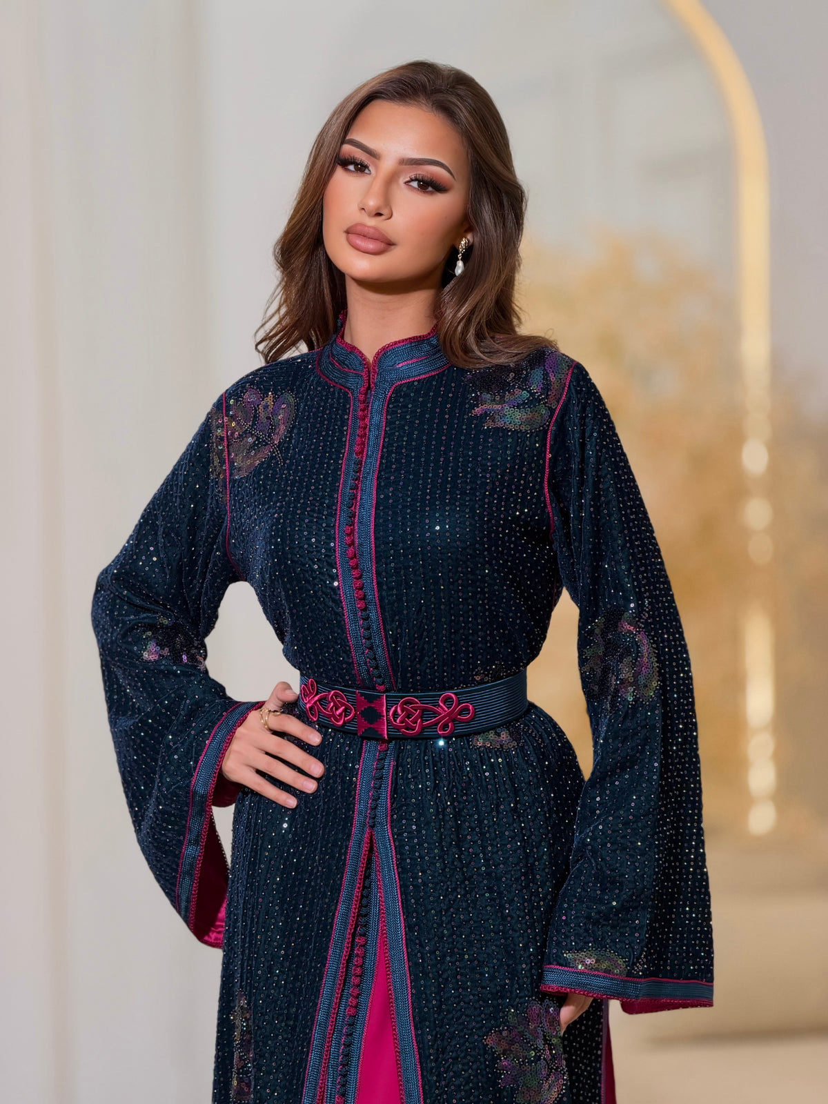 Elegant Lina Lebsa