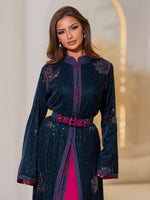 Elegant Lina Lebsa