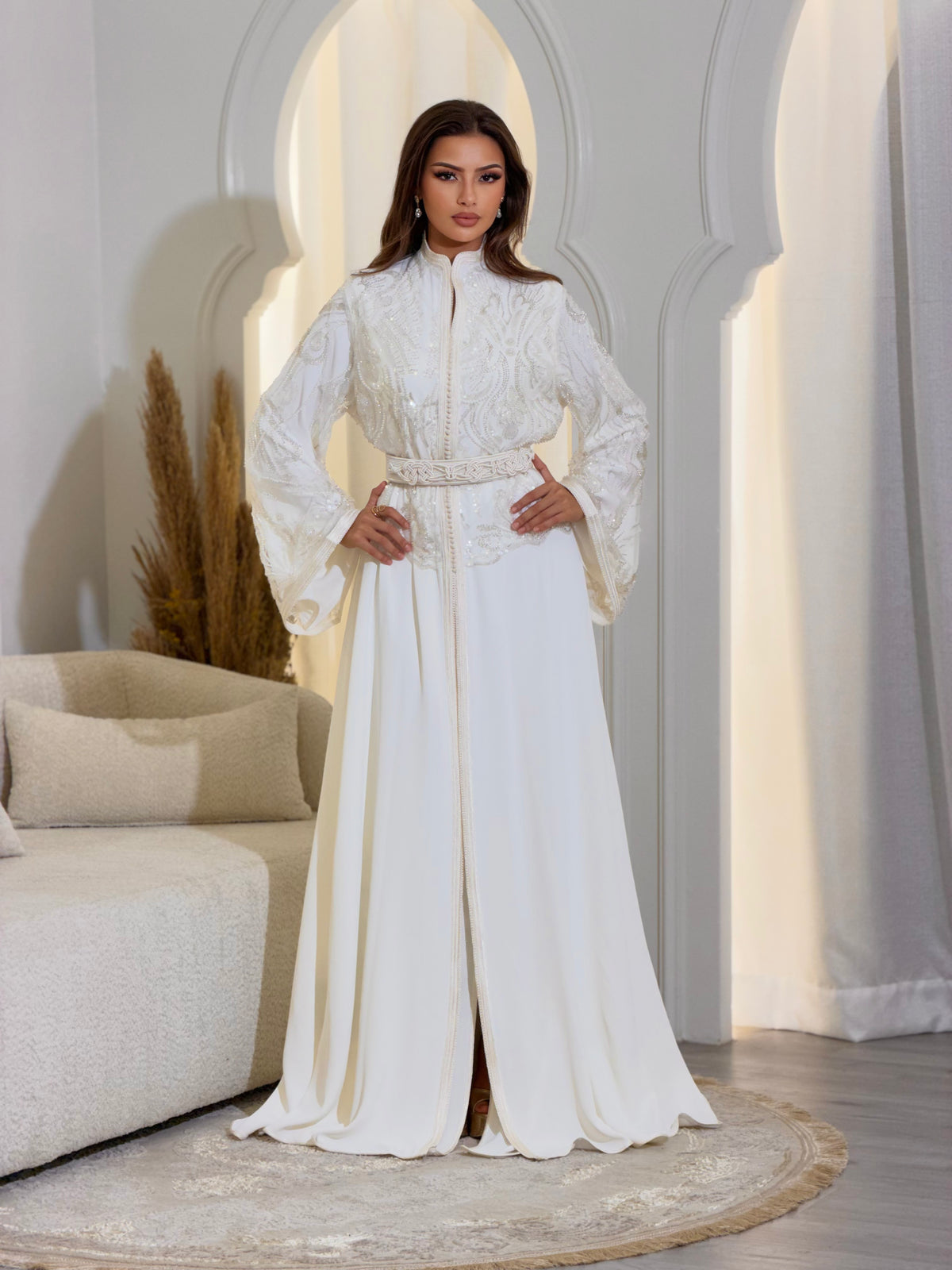 Elegant Nehir Lebsa