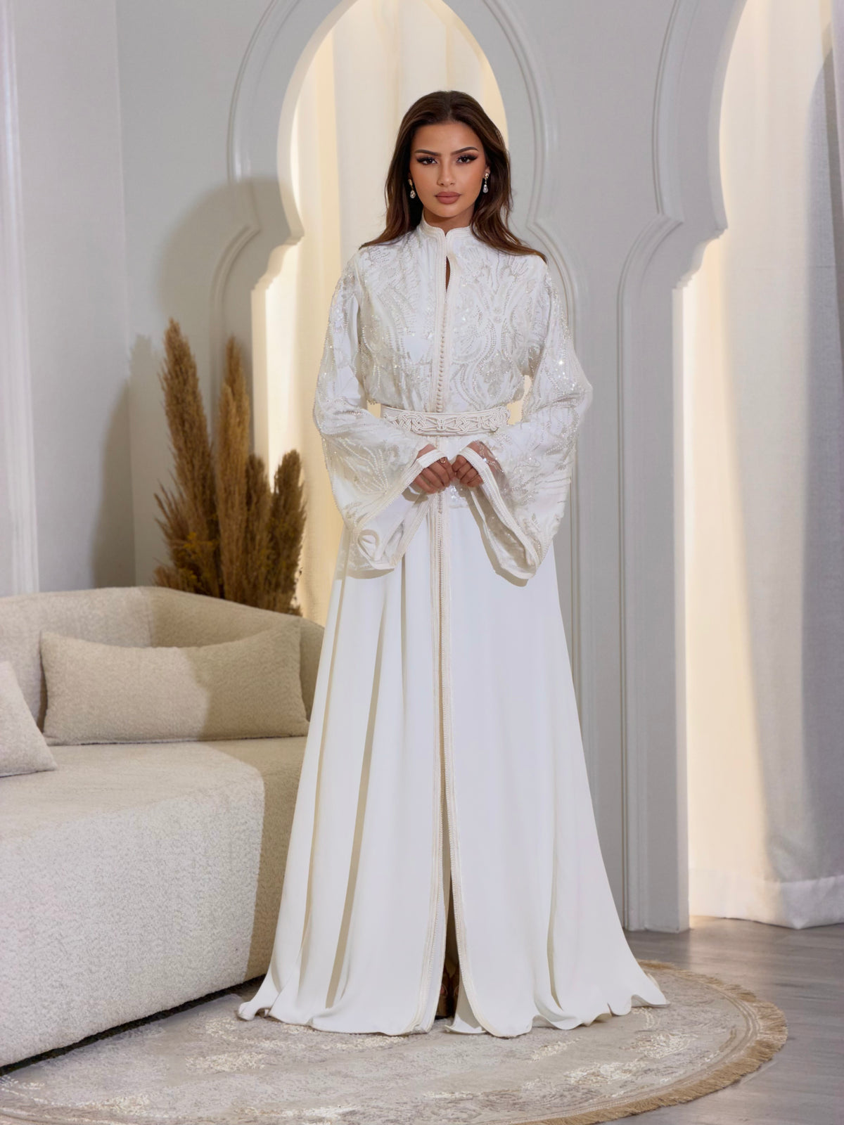 Elegant Nehir Lebsa