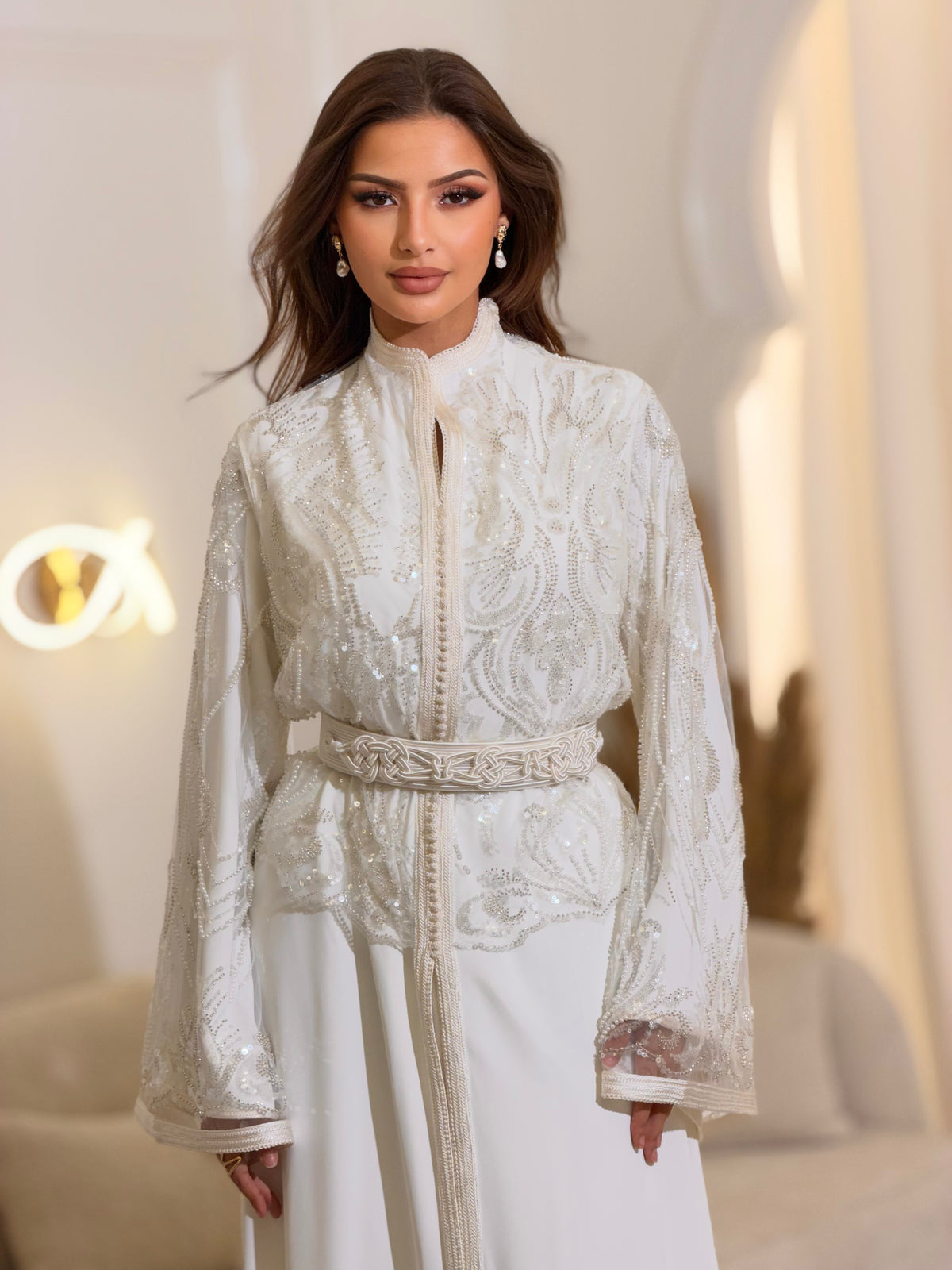 Elegant Nehir Lebsa
