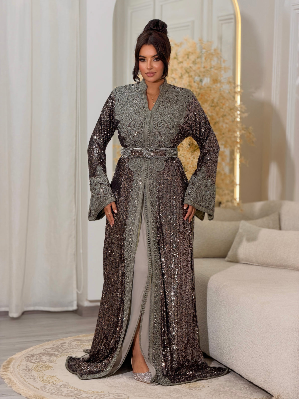 Elegant Raya Lebsa