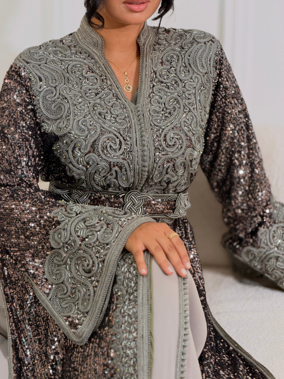 Elegant Raya Lebsa