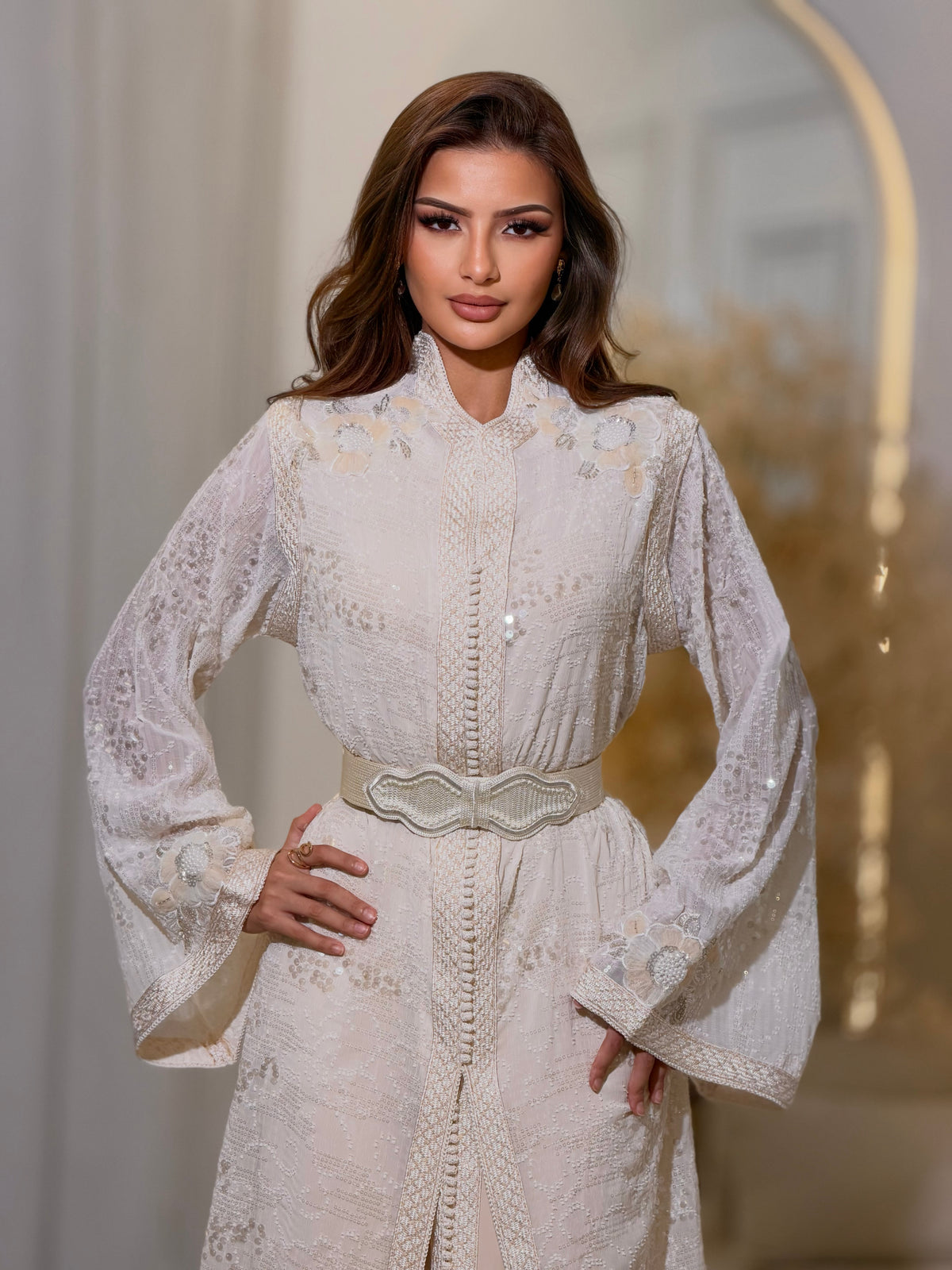 Elegant Yena Lebsa