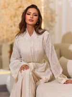 Elegant Yena Lebsa