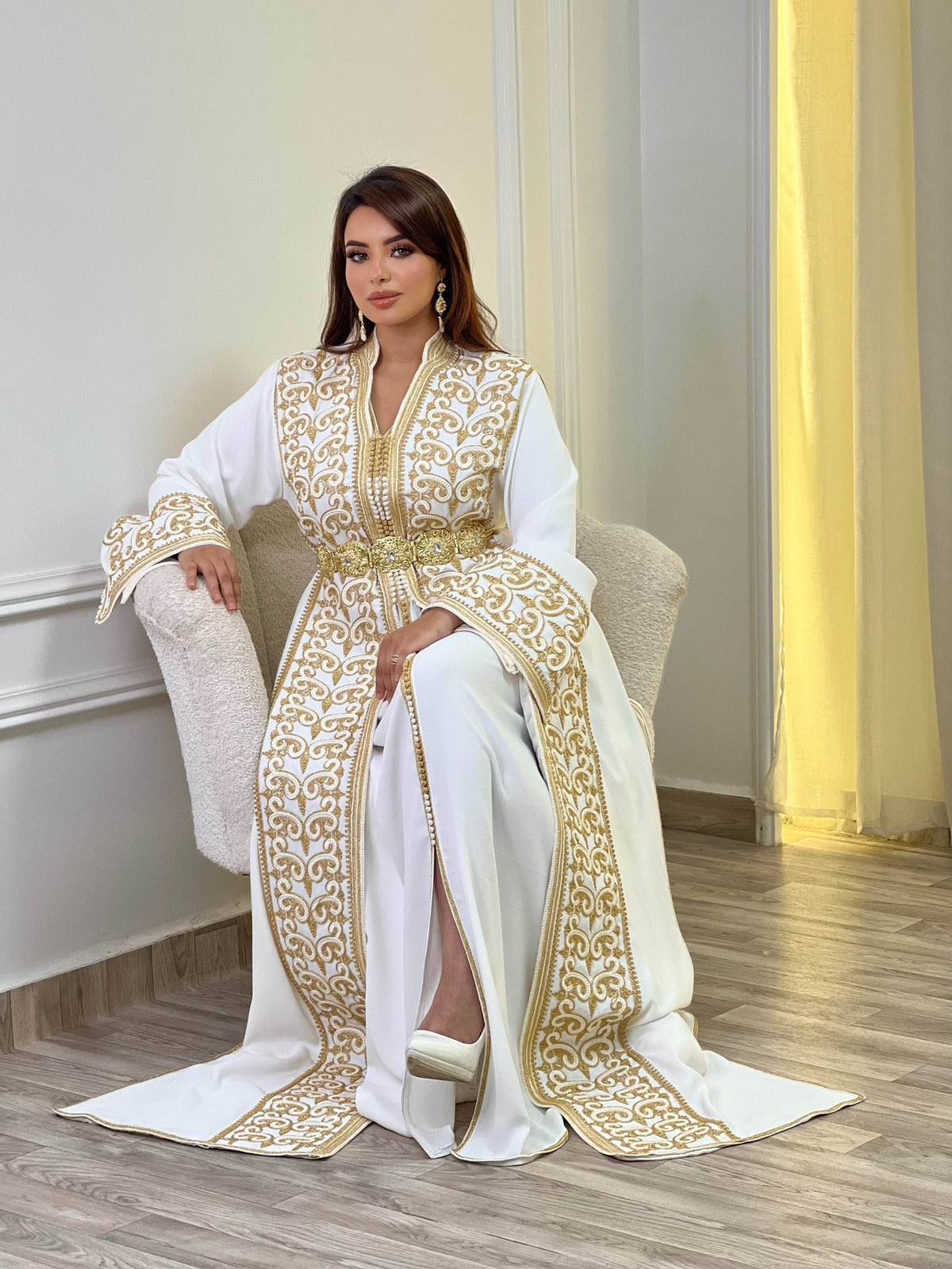 Majestueuse Dana Lebsa