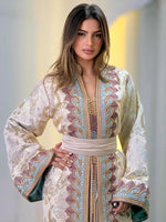 Sleek Lina Lebsa