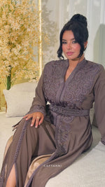 Elegant Nyla Lebsa